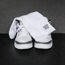 Load image into Gallery viewer, Kings of the Court Crew Socks - White